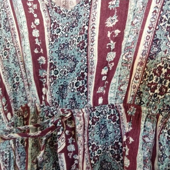 Charlotte Russe Poncho Style Tunic Top Elastic Empire Waist Hippie Boho - Picture 3 of 9